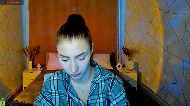 Rita Flux online show from March 10, 2:04 am