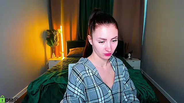 Rita Flux online show from April 9, 2:24 am