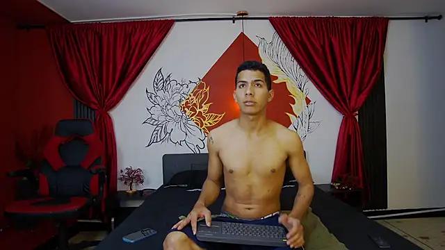 Noah Greenhartt online show from February 3, 2:55 pm