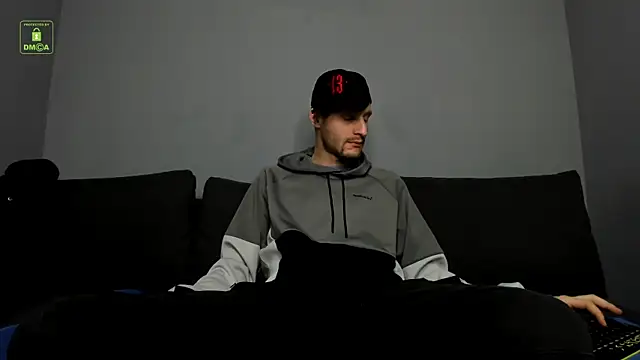 Snapshot of Deymond_Russo chatting on February 25, 12:38 pm Deymond Russo online show from February 25, 12:38 pm