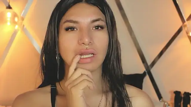 MeelFox online show from March 14, 12:33 pm