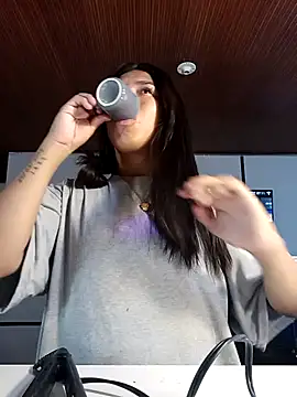 MeelFox online show from February 6, 12:12 pm