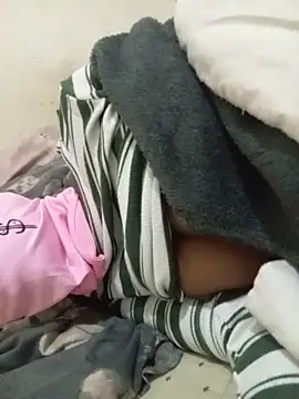 loveofpetitegirls34 online show from June 7, 5:34 am