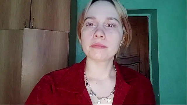 MillyVillage online show from February 4, 7:25 am