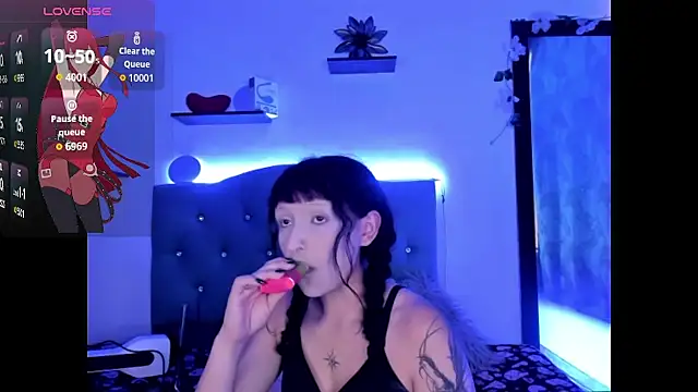 Gemma honey online show from May 28, 1:50 pm