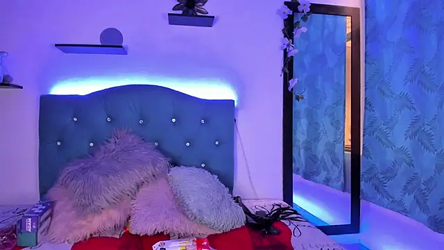 Snapshot of Gemma_honey chatting on February 25, 1:22 pm Gemma honey online show from February 25, 1:22 pm