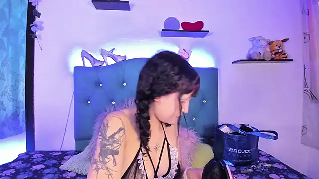 Gemma honey online show from April 15, 2:10 pm