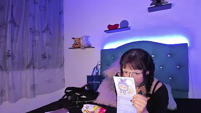 Gemma honey online show from March 12, 1:26 pm