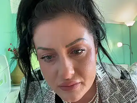 Jasmin0e online show from June 16, 6:35 am