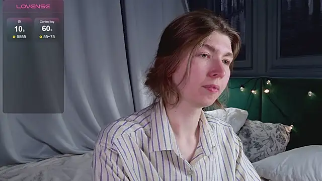 Bubble Chloe online show from March 31, 4:31 pm