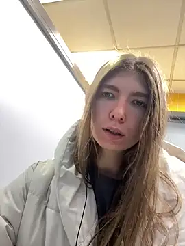 Snapshot of Bubble_Chloe chatting on February 15, 3:22 pm Bubble Chloe online show from February 15, 3:22 pm