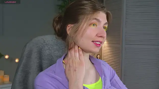 Bubble Chloe online show from March 27, 2:07 pm