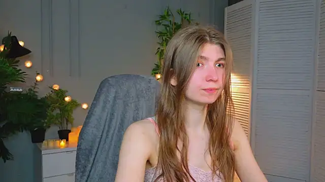 Bubble Chloe online show from March 24, 2:17 pm