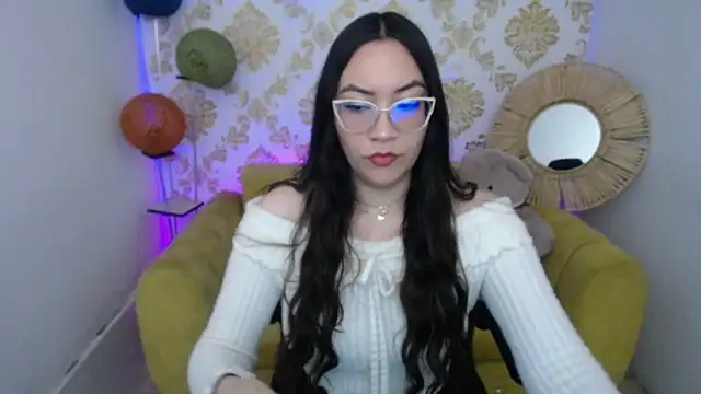 ALISS M  online show from February 12, 7:46 pm