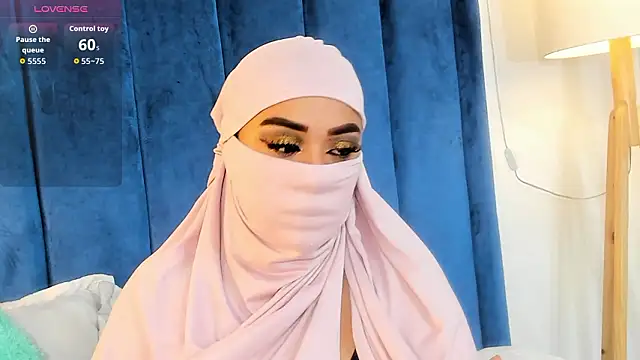 fatimarab   online show from March 10, 3:43 am