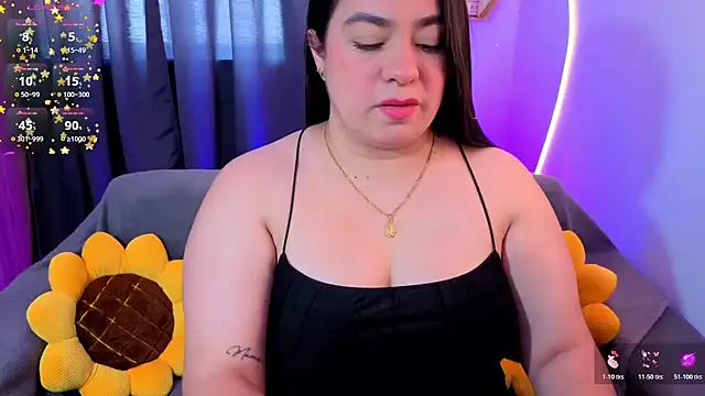 isabum  online show from April 17, 4:21 pm