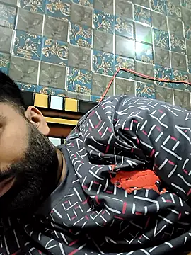 MrCurioX online show from April 11, 2:32 pm