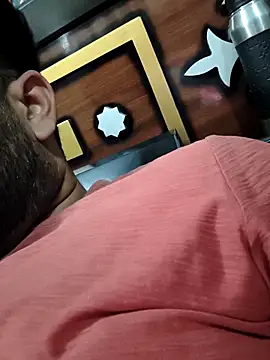 MrCurioX online show from April 9, 3:07 pm