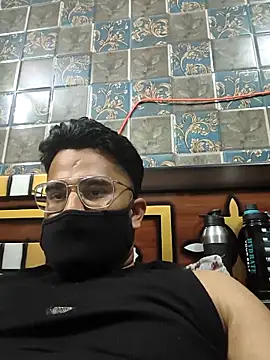 MrCurioX online show from May 3, 5:49 pm