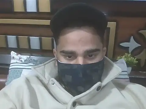 Snapshot of MrCurioX chatting on February 3, 4:01 pm MrCurioX online show from February 3, 4:01 pm