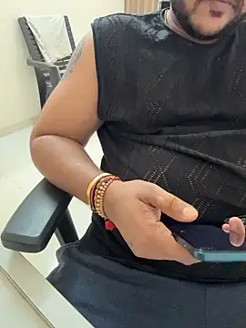 Snapshot of Rah0091 chatting on February 4, 9:59 am Rah0091 online show from February 4, 9:59 am