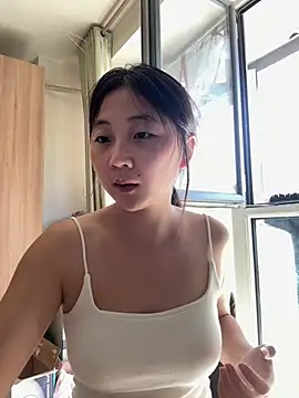 Snapshot of LXR77887 chatting on July 4, 6:42 am LXR77887 online show from July 4, 6:42 am