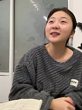 LXR77887 online show from February 23, 8:42 pm