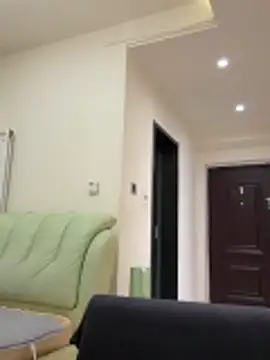 LXR77887 online show from March 24, 8:36 am