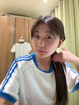 LXR77887 online show from March 28, 9:32 am