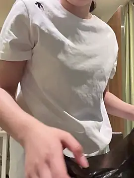 LXR77887 online show from April 28, 8:08 am