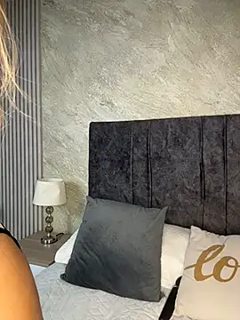 Regina Korz online show from February 11, 7:25 pm