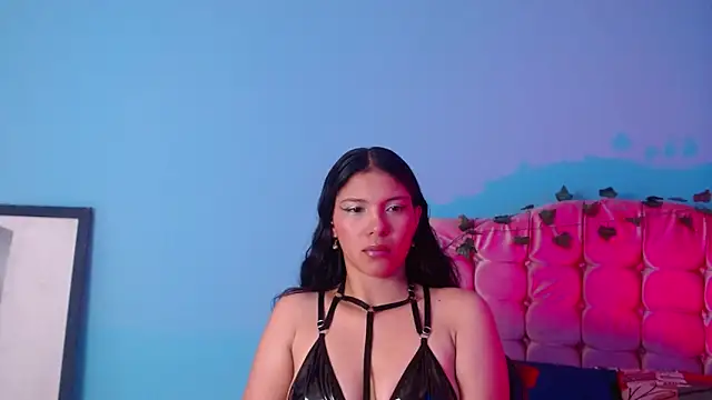 Snapshot of amber_miller18 chatting on February 18, 4:21 am amber miller18 online show from February 18, 4:21 am