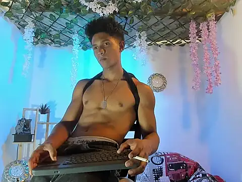 Yoel hot2004 online show from February 7, 7:33 pm