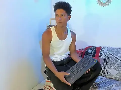 Yoel hot2004 online show from February 9, 7:34 pm