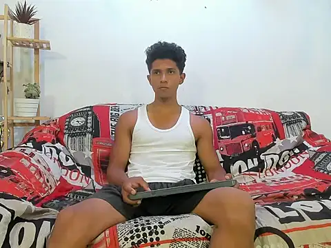 Yoel hot2004 online show from February 14, 7:47 pm