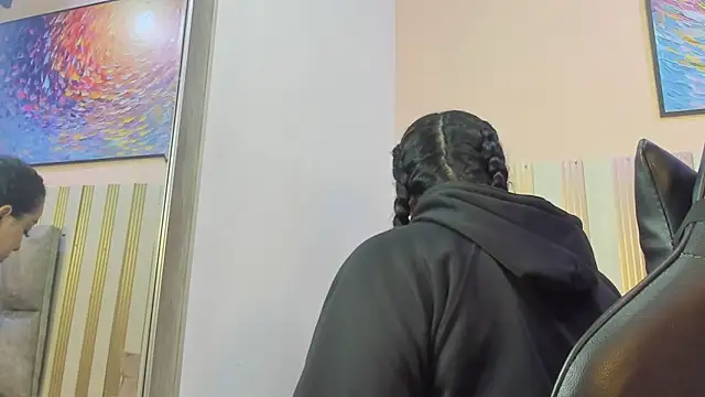 nina glow online show from March 20, 11:33 am