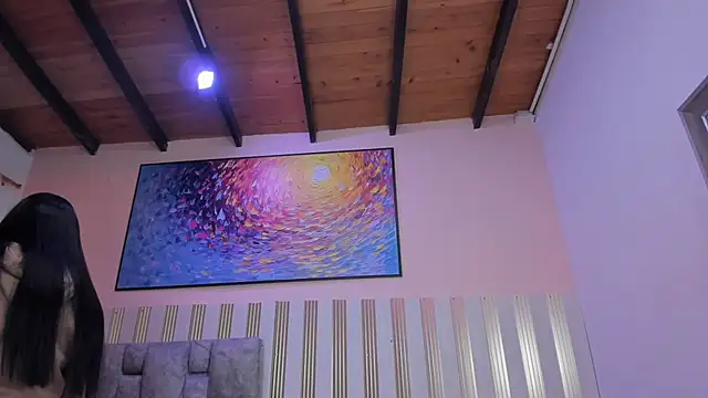 nina glow online show from March 28, 11:11 am