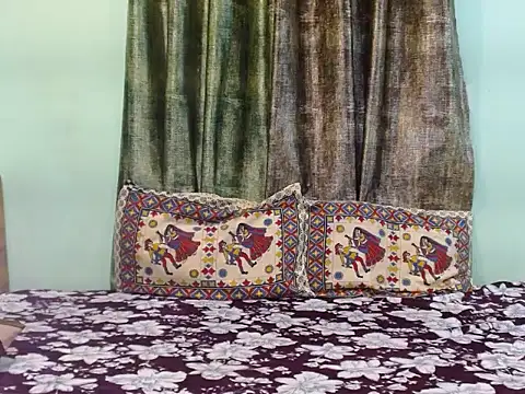 LIZNA 0 online show from April 1, 5:32 pm