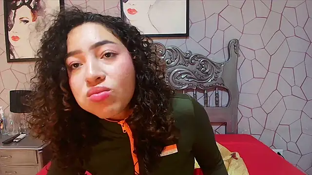 meganrousx online show from March 31, 12:18 pm