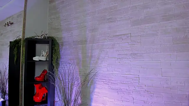 Ivorym00n online show from May 22, 4:43 am