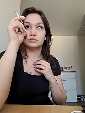 RoxyWeb18 online show from March 3, 9:49 am