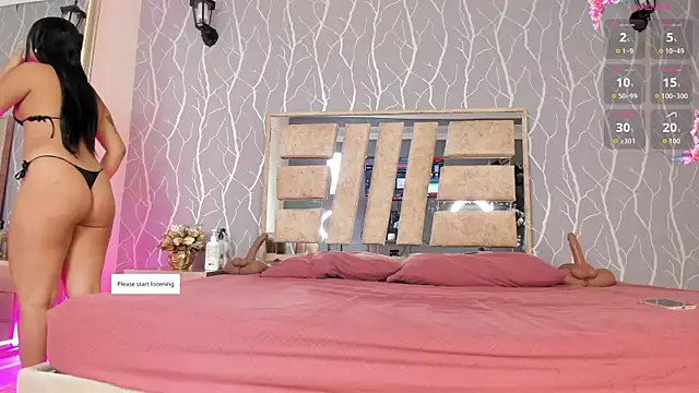 Snapshot of katherine_sophia chatting on June 4, 12:32 pm katherine sophia online show from June 4, 12:32 pm