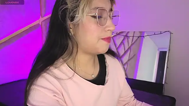 Dahiana Dmour  online show from February 23, 12:50 pm