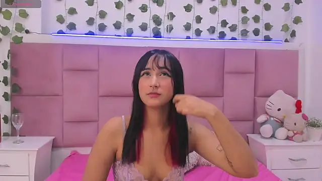 LeslieCute69 online show from March 2, 7:32 pm