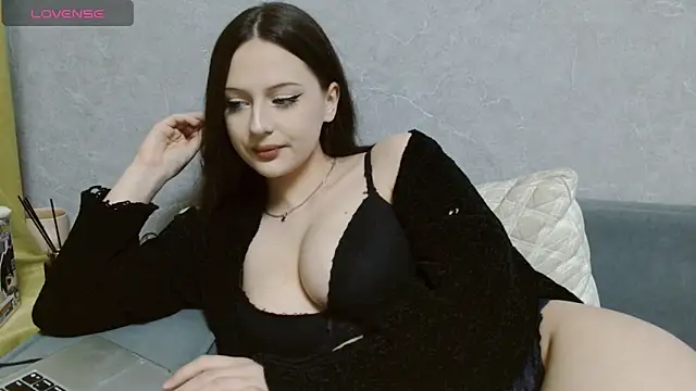 NancyMur online show from May 15, 4:05 pm
