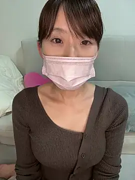 Mio-cc online show from May 15, 11:41 am