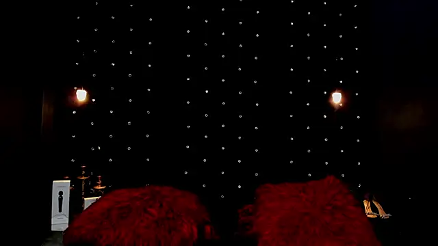 MiaWolton online show from April 13, 7:18 pm