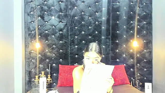 MiaWolton online show from February 2, 11:59 pm