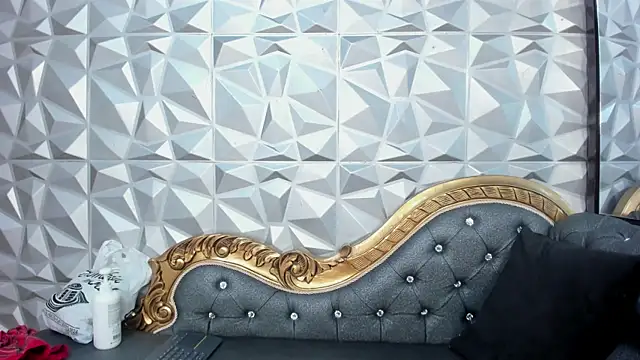 Carolina-Lenon online show from February 23, 7:03 pm