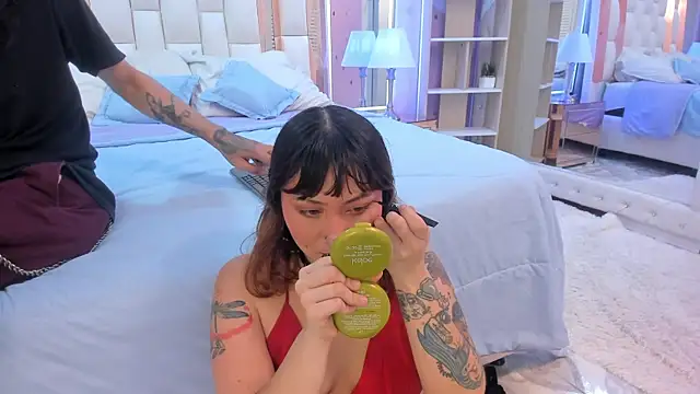 Goldentemptation  online show from June 2, 7:36 pm